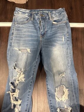 American Eagle Outfitters Distressed Light Blue Skinny Jeans